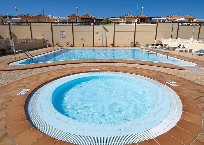 فيلة Private Terrace - Parking - Pool